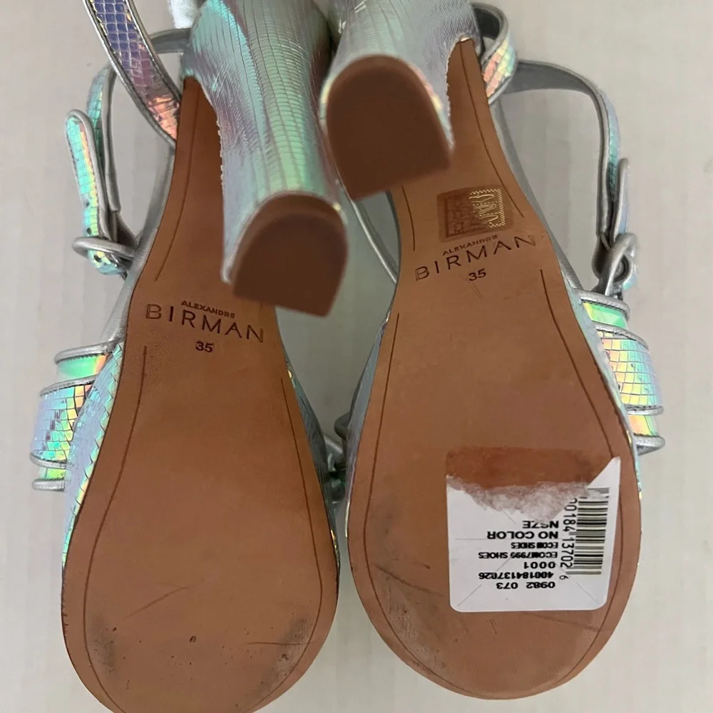 Alexandre Birman Clarita Metallic Leather Platform Sandals - Picture 15 of 15